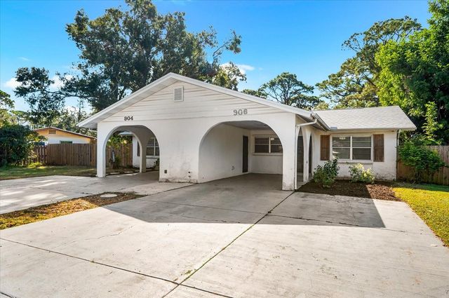904 66TH AVENUE W, Bradenton, FL 34207