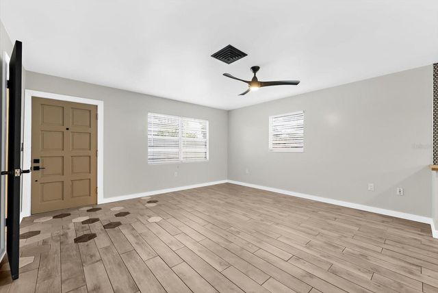 904 66TH AVENUE W, Bradenton, FL 34207