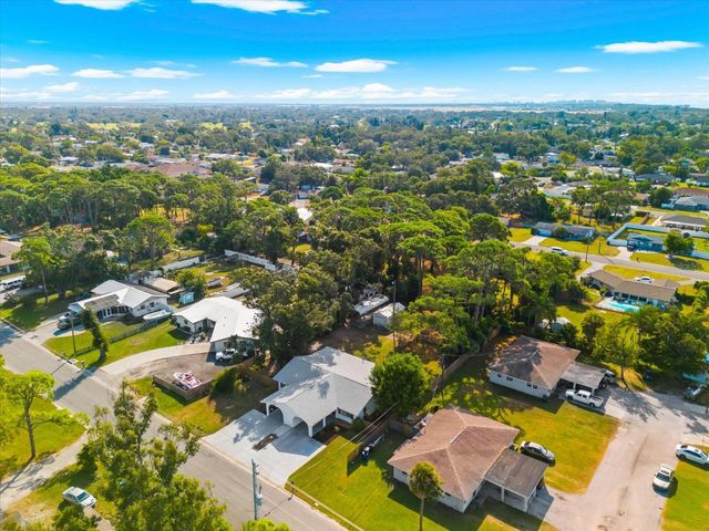 904 66TH AVENUE W, Bradenton, FL 34207