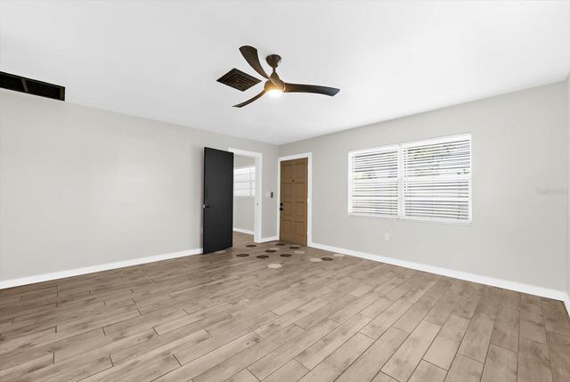 904 66TH AVENUE W, Bradenton, FL 34207