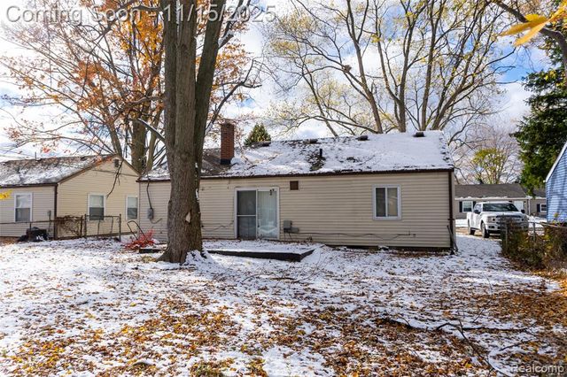 26750 Belanger Street, Roseville, MI 48066