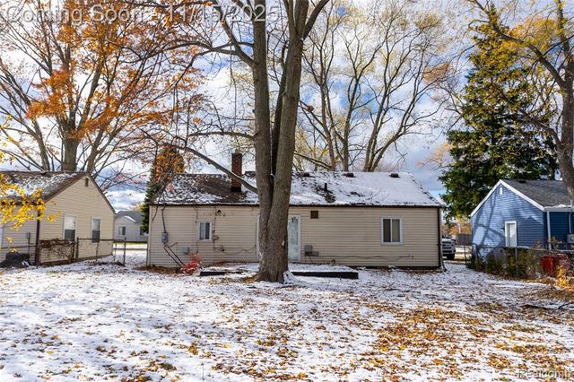 26750 Belanger Street, Roseville, MI 48066