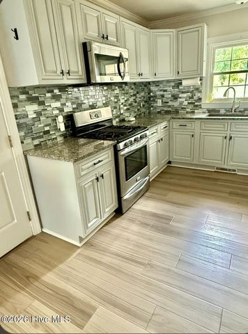 2206 Carey Road, Kinston, NC 28504