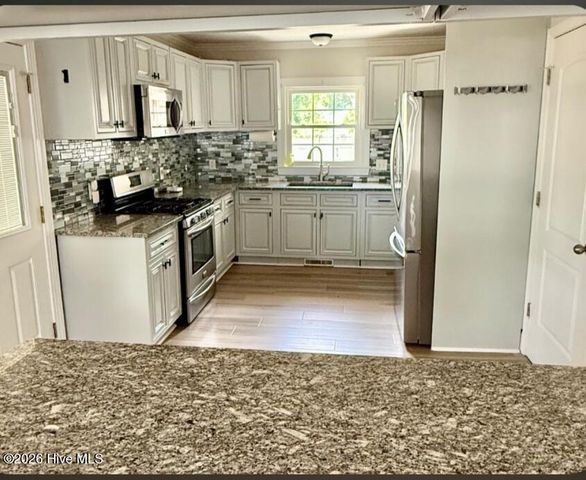 2206 Carey Road, Kinston, NC 28504