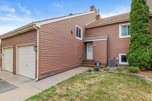 804 Seal Street, Saint Paul, MN 55114