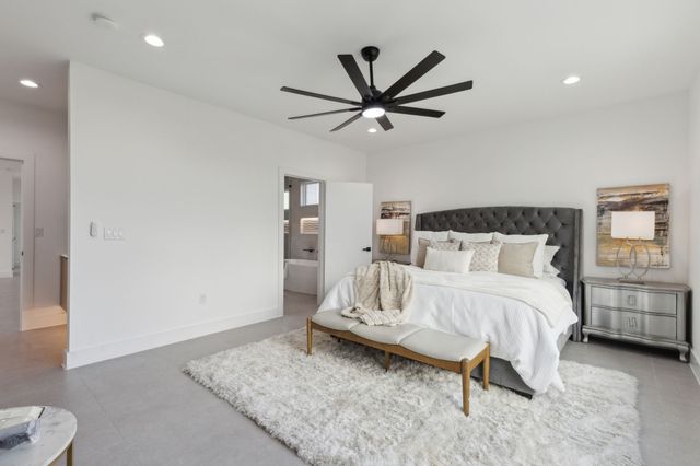 4031 Brundrette Street, Dallas, TX 75212