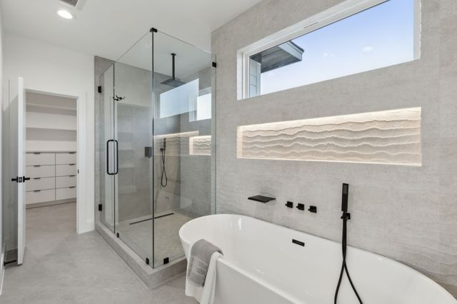 4031 Brundrette Street, Dallas, TX 75212