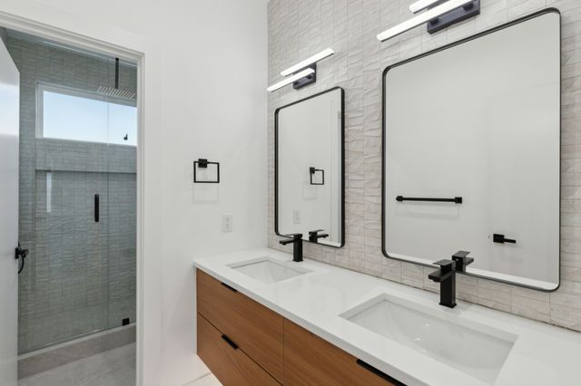 4031 Brundrette Street, Dallas, TX 75212