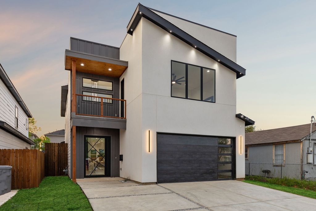 4031 Brundrette Street, Dallas, TX 75212