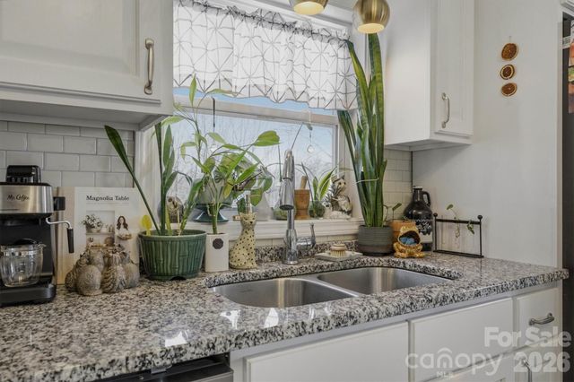 100 Reed Street, Morganton, NC 28655