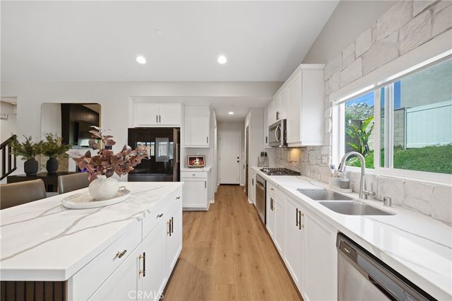 30608 Expedition, Winchester, CA 92596