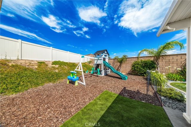 30608 Expedition, Winchester, CA 92596