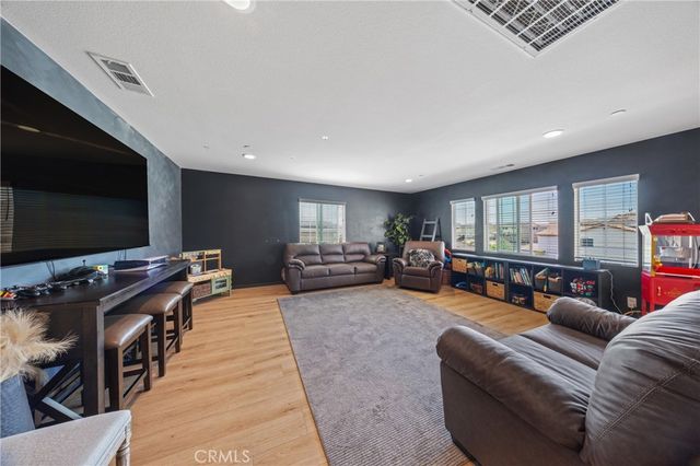 30608 Expedition, Winchester, CA 92596
