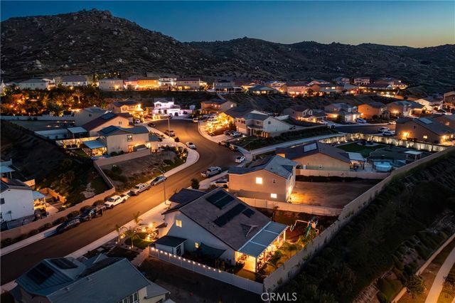 30608 Expedition, Winchester, CA 92596