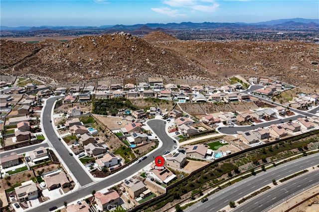 30608 Expedition, Winchester, CA 92596