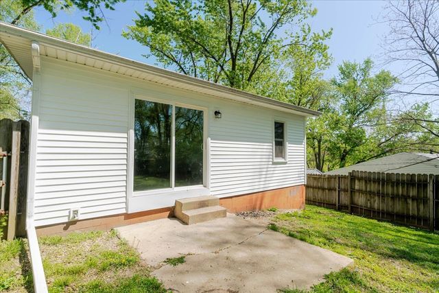 1213 Barker Street, Bloomington, IL 61701