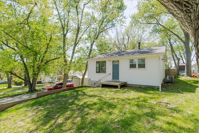 1213 Barker Street, Bloomington, IL 61701
