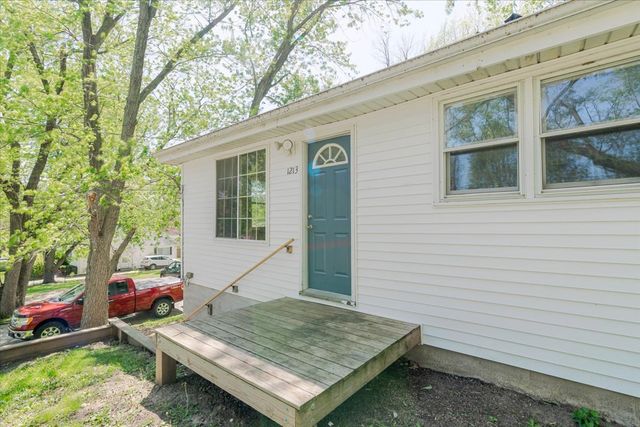 1213 Barker Street, Bloomington, IL 61701