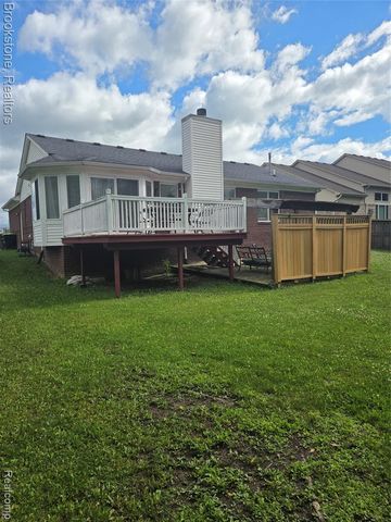 32010 N Oakcrest Drive, Chesterfield, MI 48047