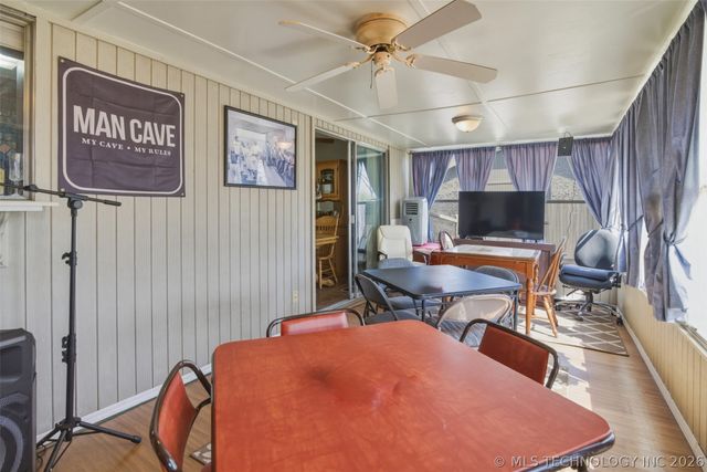 543 Meadowood Drive, Broken Arrow, OK 74011