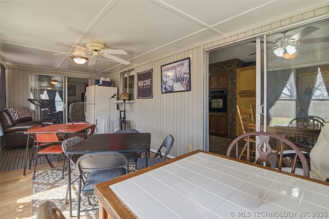 543 Meadowood Drive, Broken Arrow, OK 74011