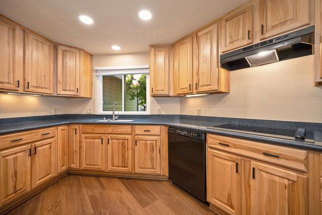 8457 Arkie Ct, Granite Bay, CA 95746