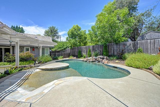 8457 Arkie Ct, Granite Bay, CA 95746