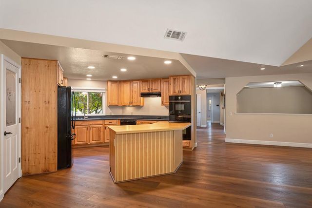 8457 Arkie Ct, Granite Bay, CA 95746