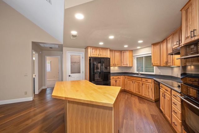 8457 Arkie Ct, Granite Bay, CA 95746