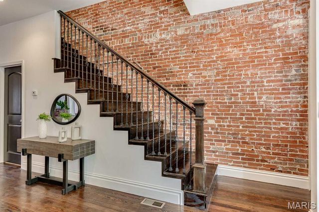 3437 Nebraska Avenue, St Louis, MO 63118