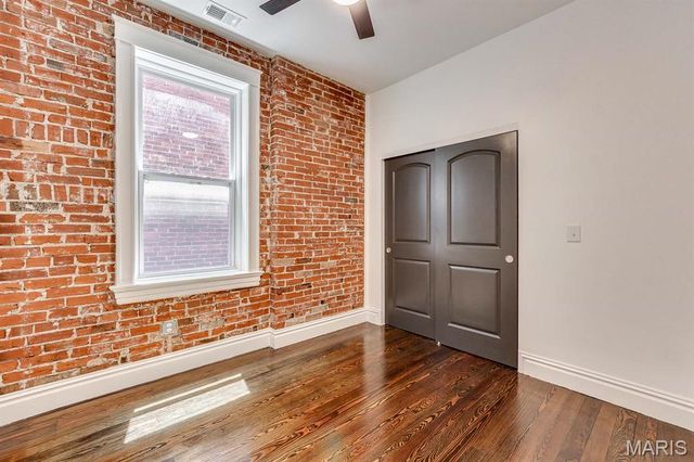 3437 Nebraska Avenue, St Louis, MO 63118