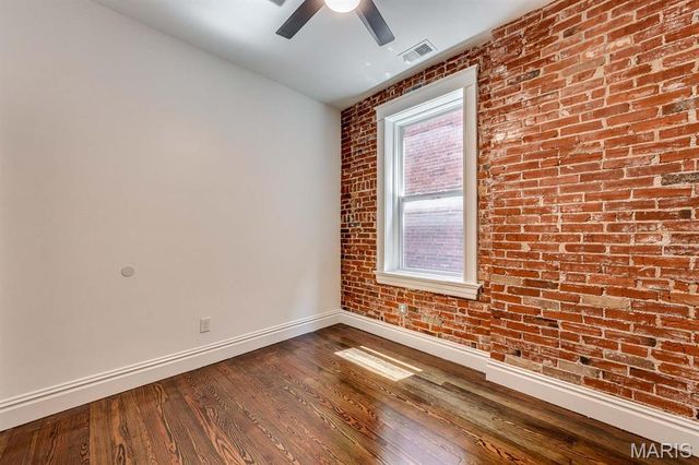 3437 Nebraska Avenue, St Louis, MO 63118