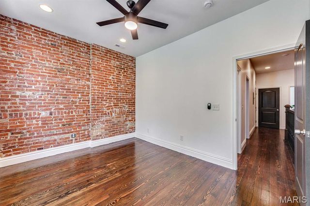 3437 Nebraska Avenue, St Louis, MO 63118