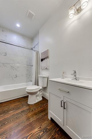 3437 Nebraska Avenue, St Louis, MO 63118
