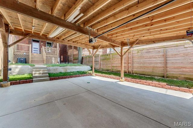 3437 Nebraska Avenue, St Louis, MO 63118