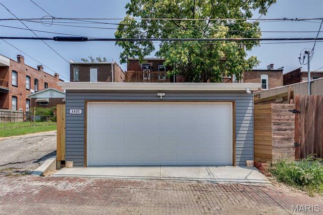 3437 Nebraska Avenue, St Louis, MO 63118