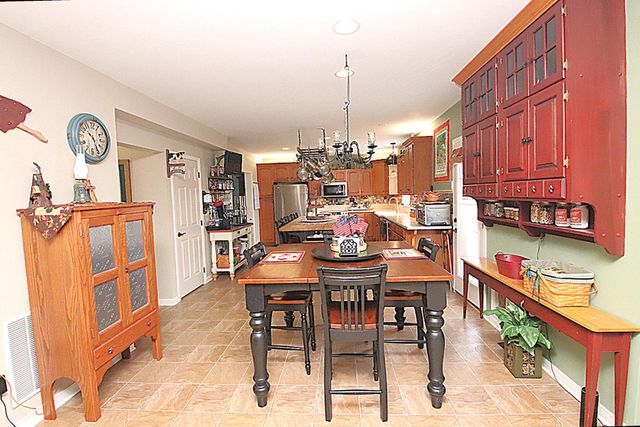 17734 JENNIFER LN, Hagerstown, MD 21740