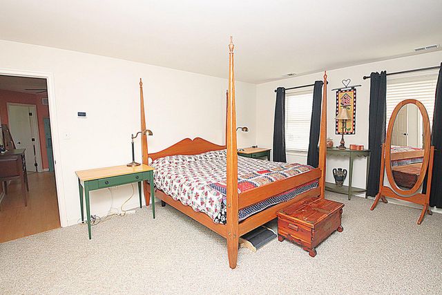 17734 JENNIFER LN, Hagerstown, MD 21740