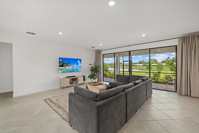 15347 GOLDEN BEAM PLACE, Lakewood Ranch, FL 34211