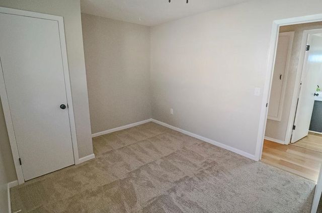 2538 W Columbine Ln, Wichita, KS 67204