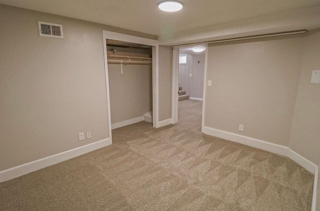 2538 W Columbine Ln, Wichita, KS 67204