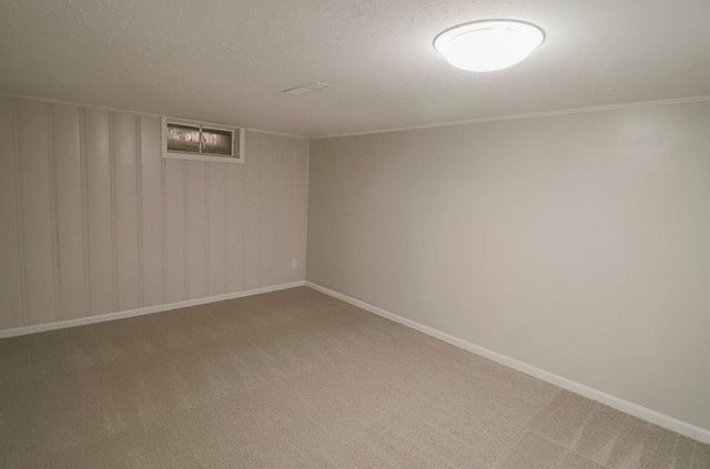 2538 W Columbine Ln, Wichita, KS 67204