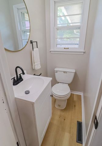 2538 W Columbine Ln, Wichita, KS 67204