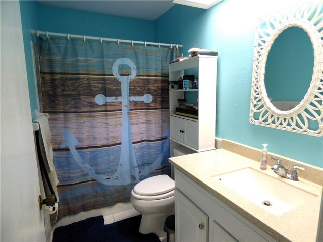 18 QUAILS RUN BOULEVARD 4, Englewood, FL 34223