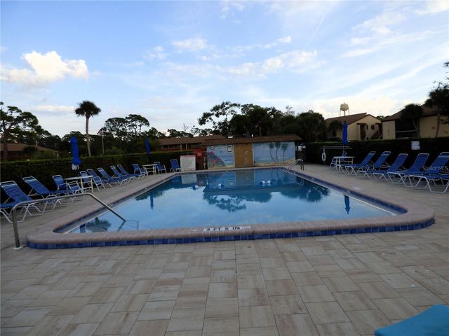 18 QUAILS RUN BOULEVARD 4, Englewood, FL 34223