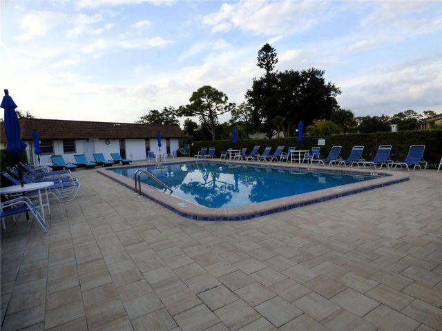 18 QUAILS RUN BOULEVARD 4, Englewood, FL 34223