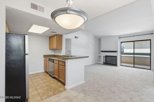 101 S Players Club Dr Apt 23202, Tucson, AZ 85745