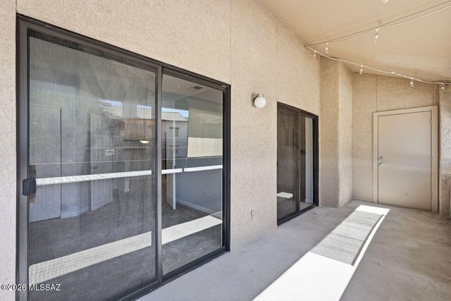 101 S Players Club Dr Apt 23202, Tucson, AZ 85745