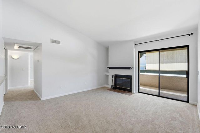 101 S Players Club Dr Apt 23202, Tucson, AZ 85745