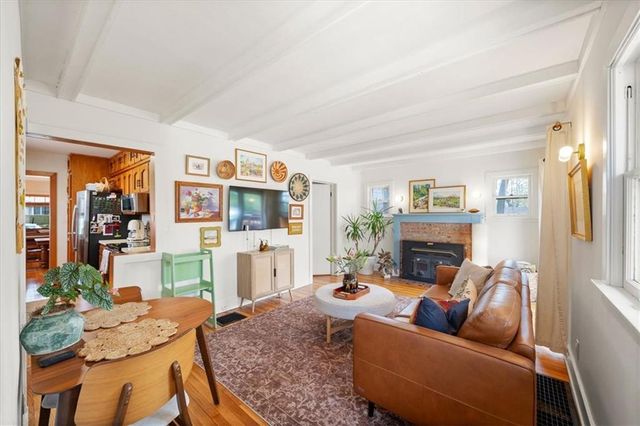 8330 Riggs Street, Overland Park, KS 66212